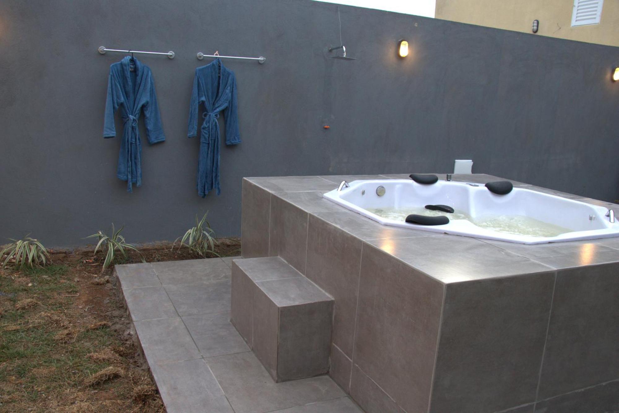 Casa Com Spa De Hidro Com Aquecedor A 700 Mts Do Centro Chapada dos Guimarães Exterior foto