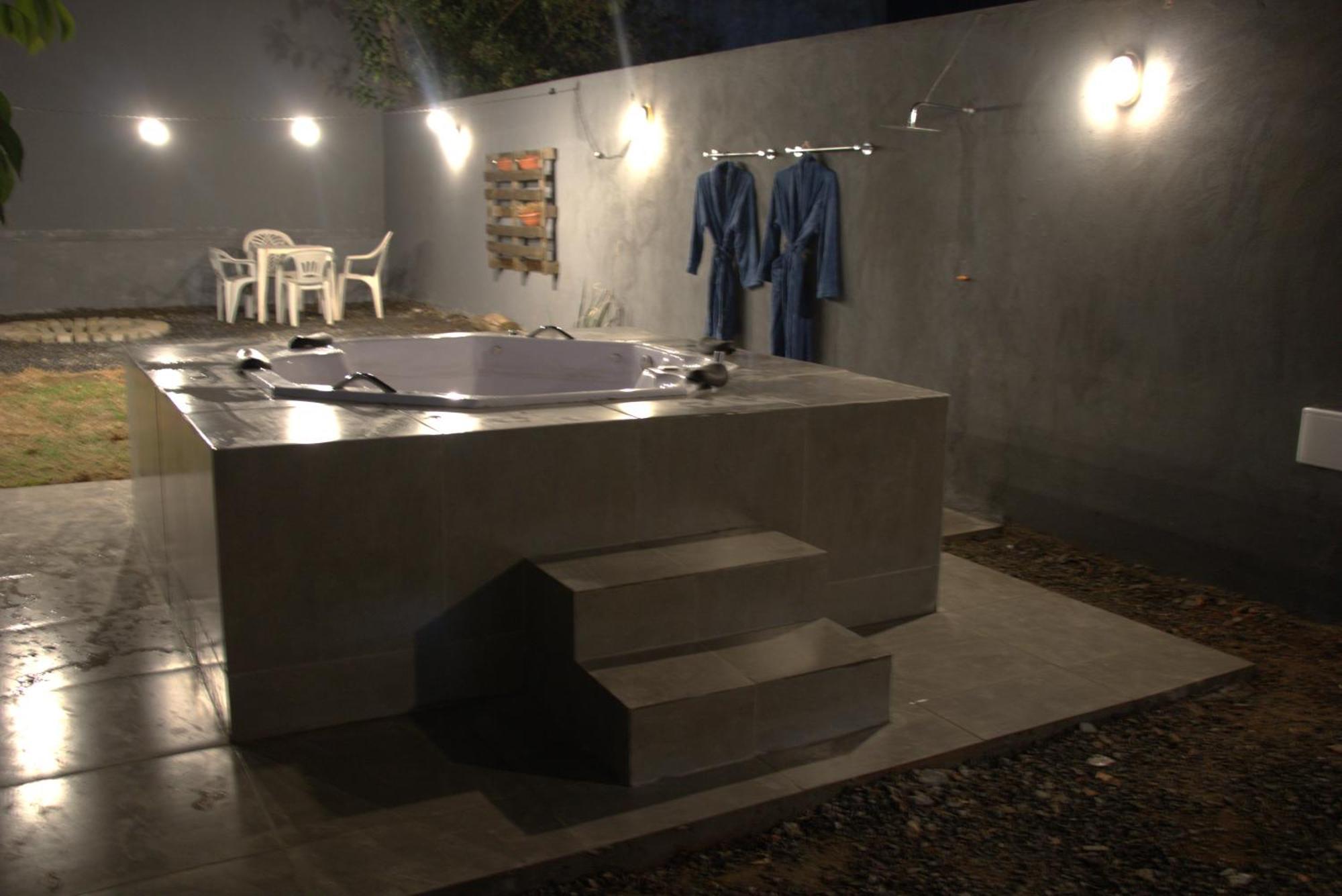 Casa Com Spa De Hidro Com Aquecedor A 700 Mts Do Centro Chapada dos Guimarães Exterior foto